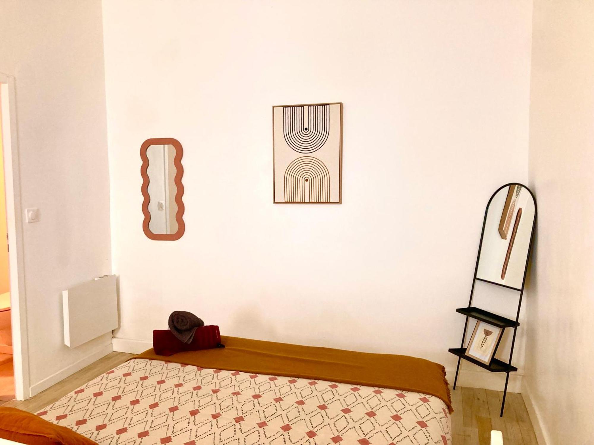 Serene Sixteen - Valence Centre Ville Екстериор снимка